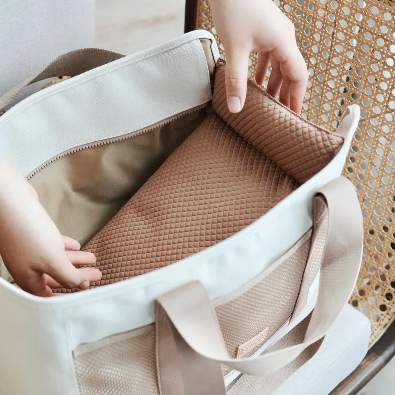 Subway Petite Pet Carrycot — photo 2